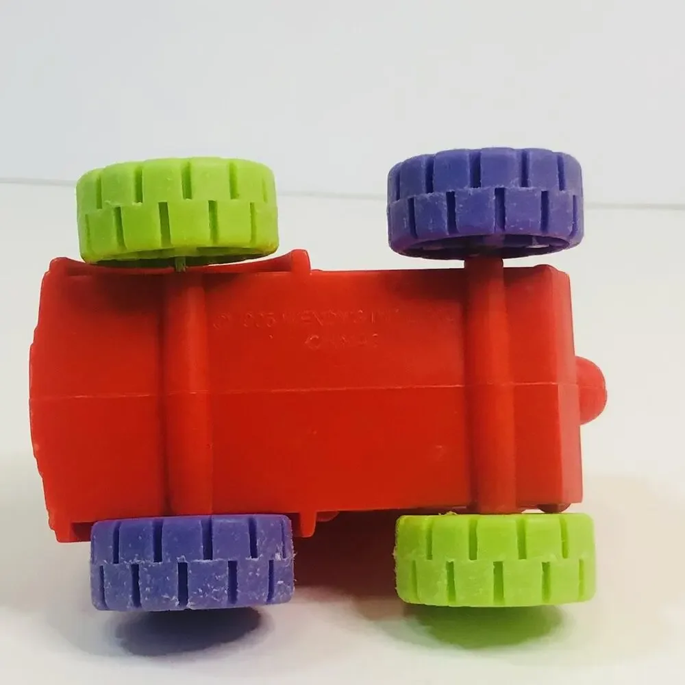 Vintage Mega Wheels Circus Truck Toy‎ Red with Neon Green Purple Wheels Giraffe